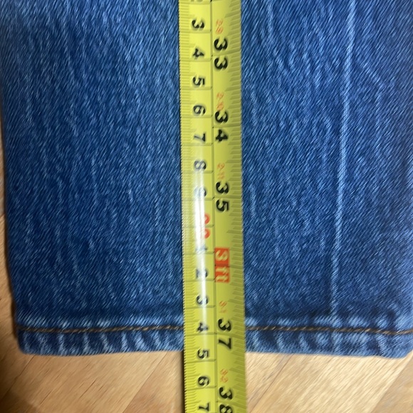 Women’s Lucky Brand high rise tomboy jeans - Picture 11 of 11